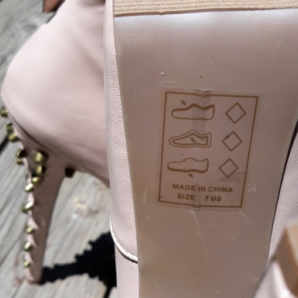 Paper Fox Heels - Picture 4 of 6